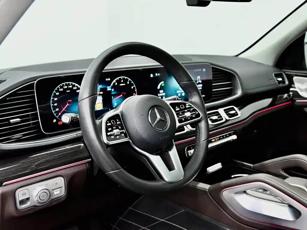 Mercedes-Benz GLE (Import) — фото 19