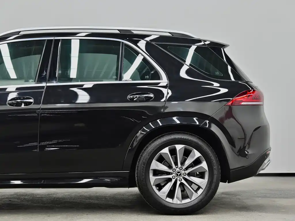 Mercedes-Benz GLE (Import) — фото 23