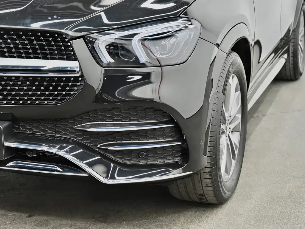 Mercedes-Benz GLE (Import) — фото 28