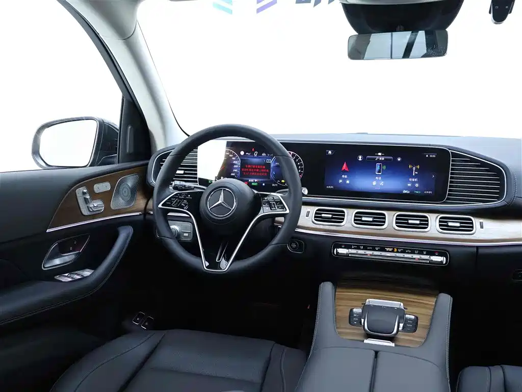 Mercedes-Benz GLE New Energy — фото 14