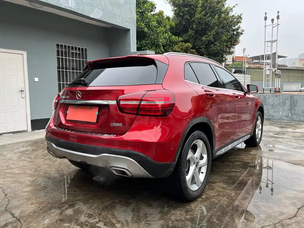 Mercedes-Benz GLA — фото 7