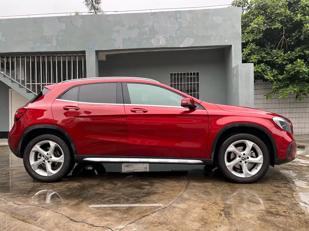 Mercedes-Benz GLA — фото 10