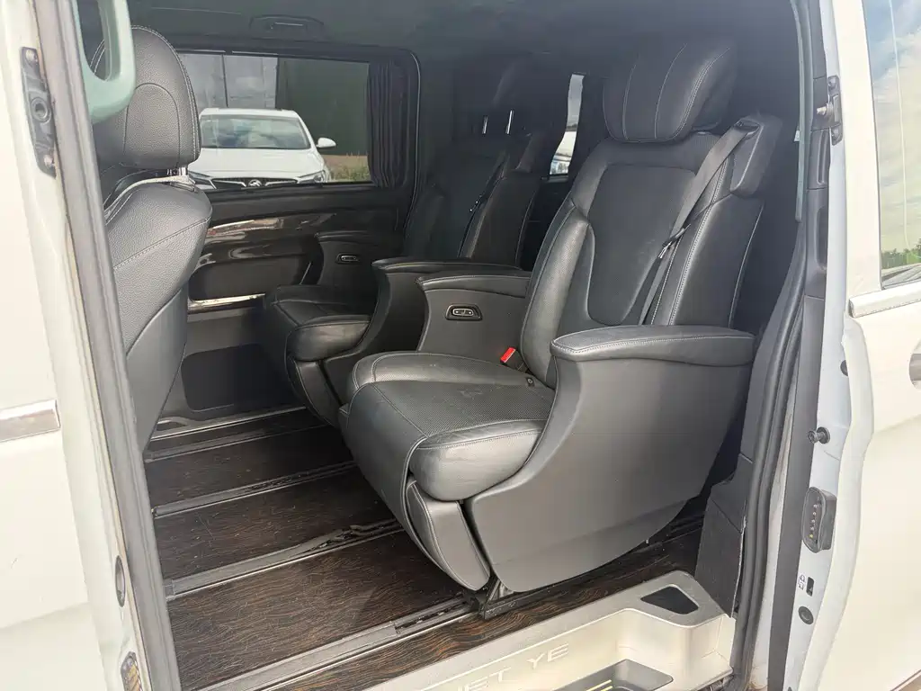 Mercedes-Benz Vito — фото 23