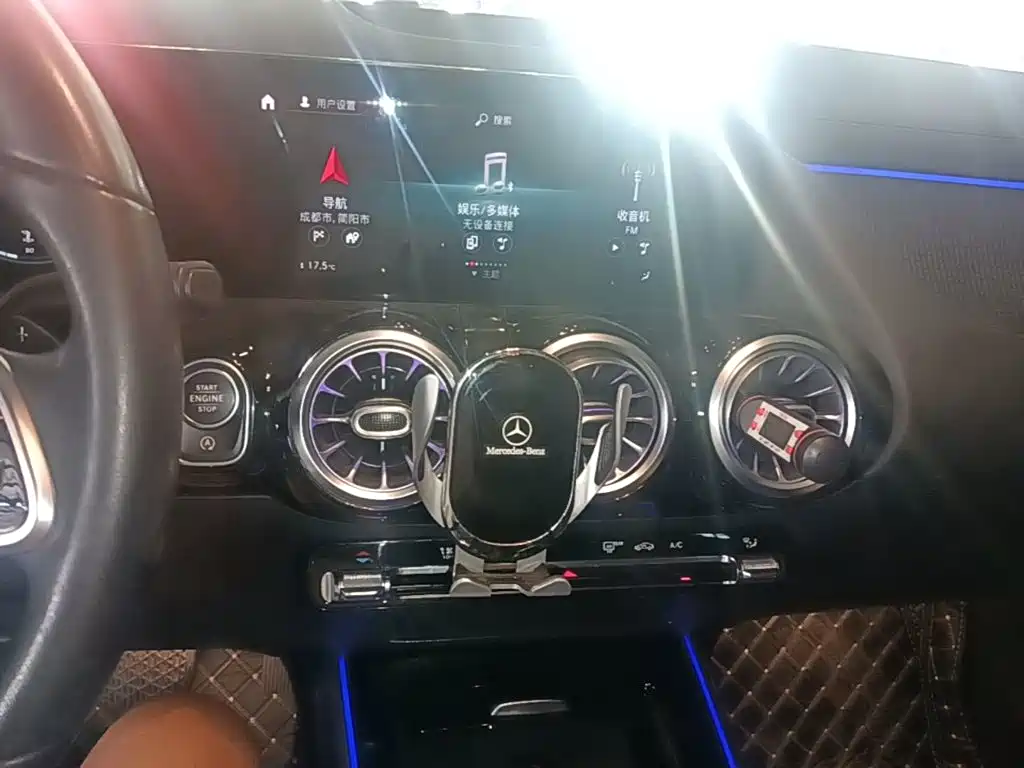 Mercedes-Benz GLA — фото 13