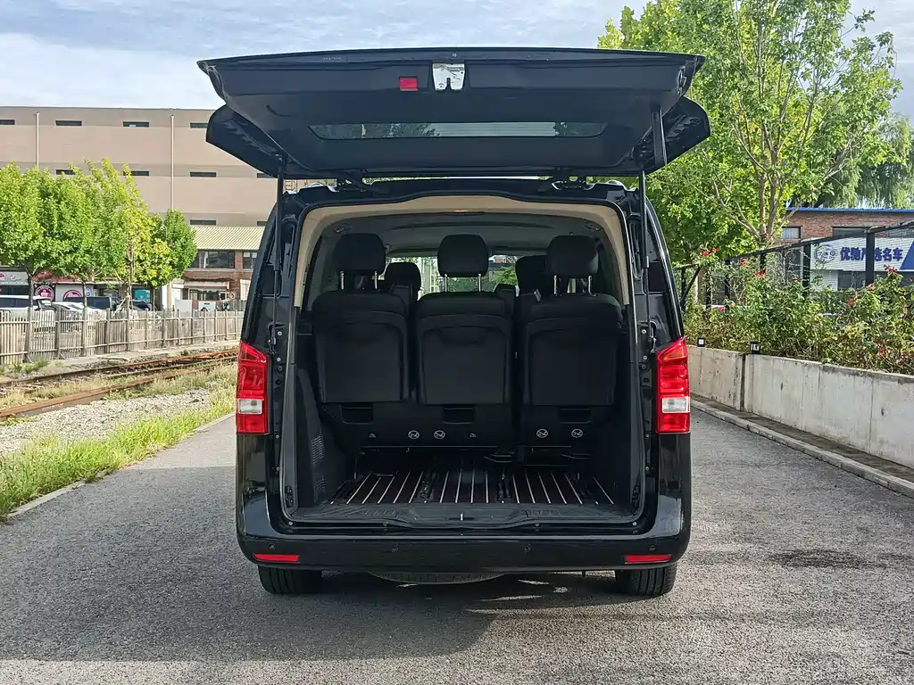 Mercedes-Benz Vito — фото 11