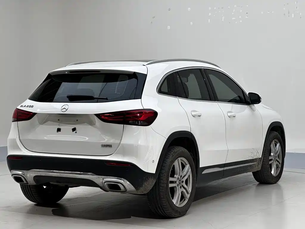 Mercedes-Benz GLA — фото 5