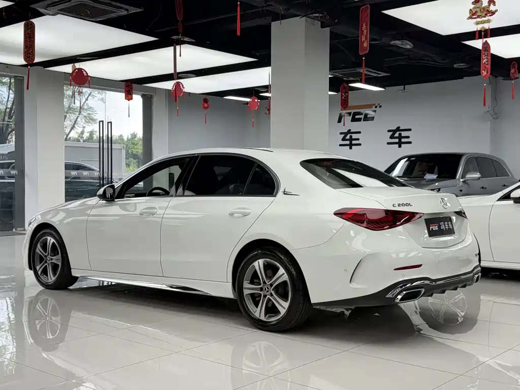 Mercedes-Benz C-Class — фото 13