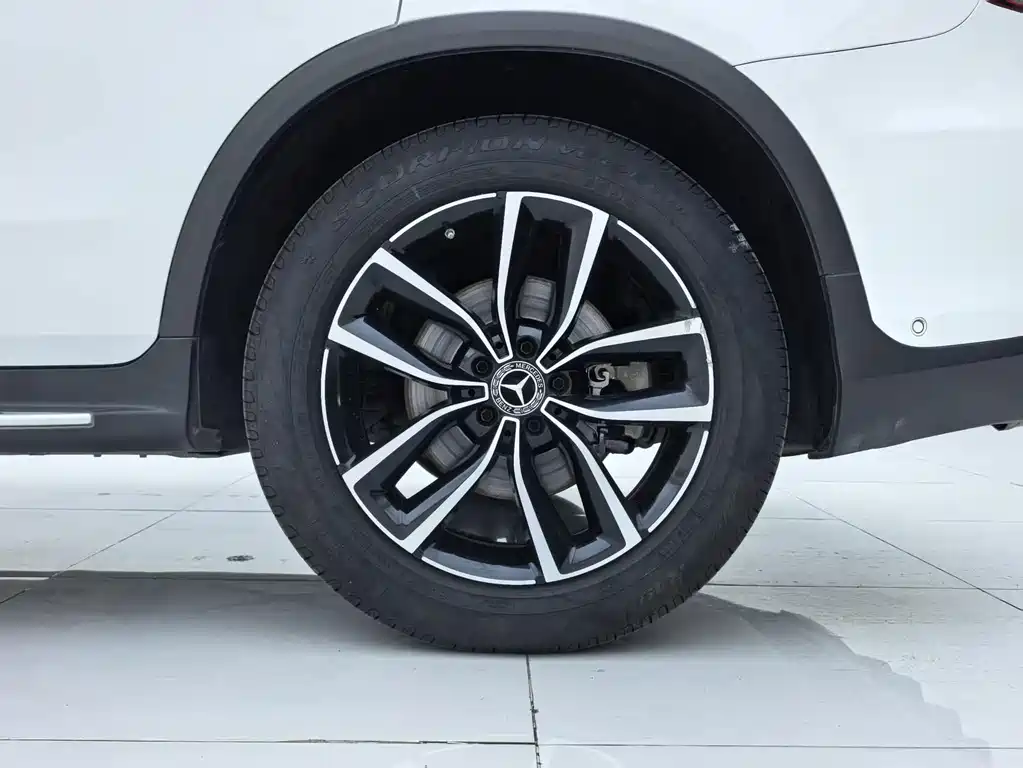 Mercedes-Benz GLC — фото 29