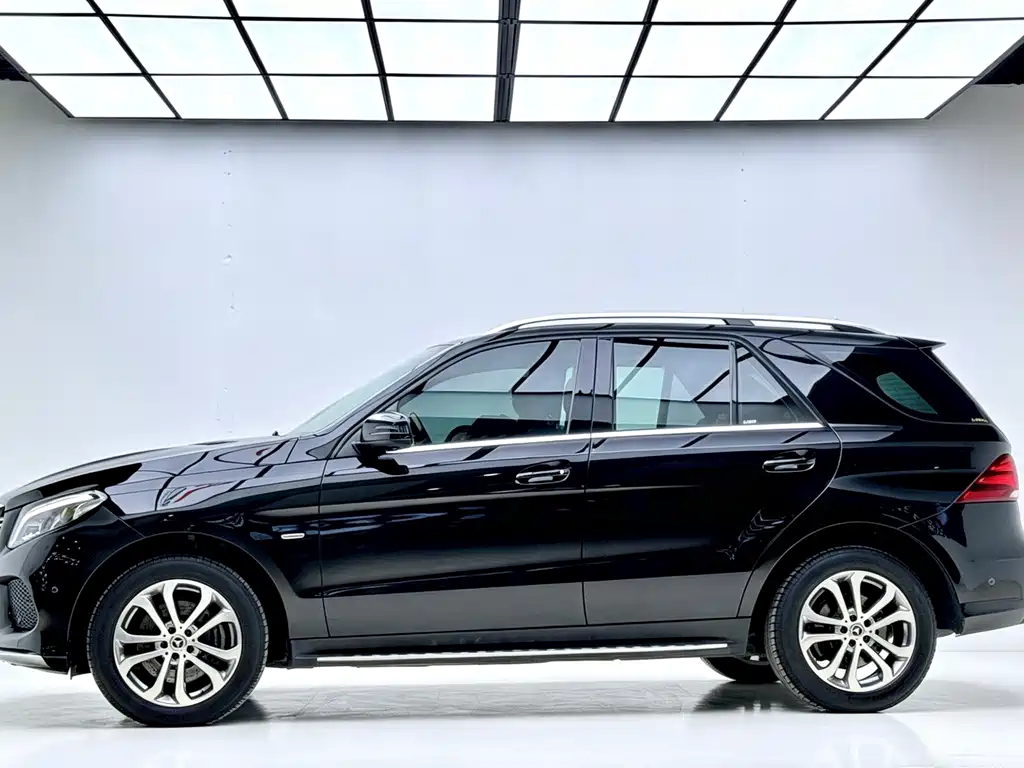 Mercedes-Benz GLE (Import) — фото 3