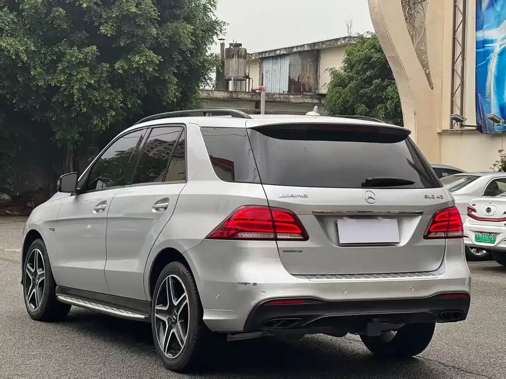 Mercedes-Benz GLE AMG — фото 17