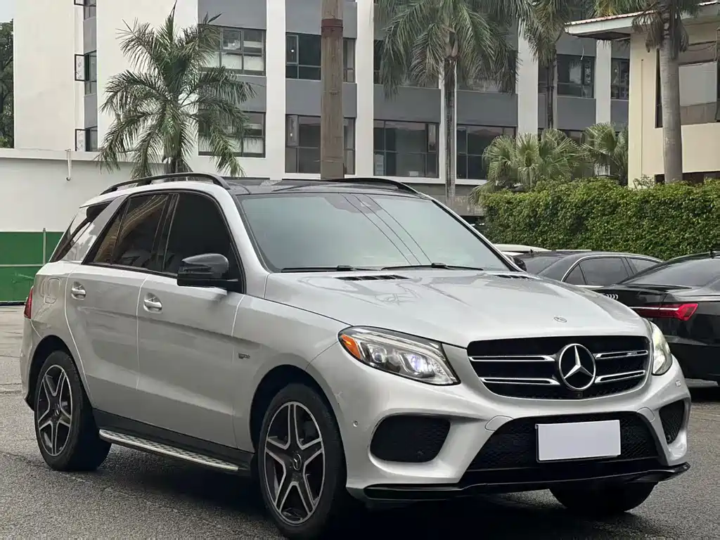 Mercedes-Benz GLE AMG — фото 3