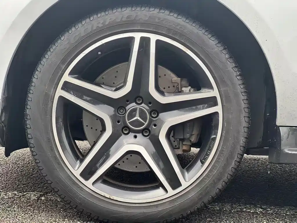 Mercedes-Benz GLE AMG — фото 5