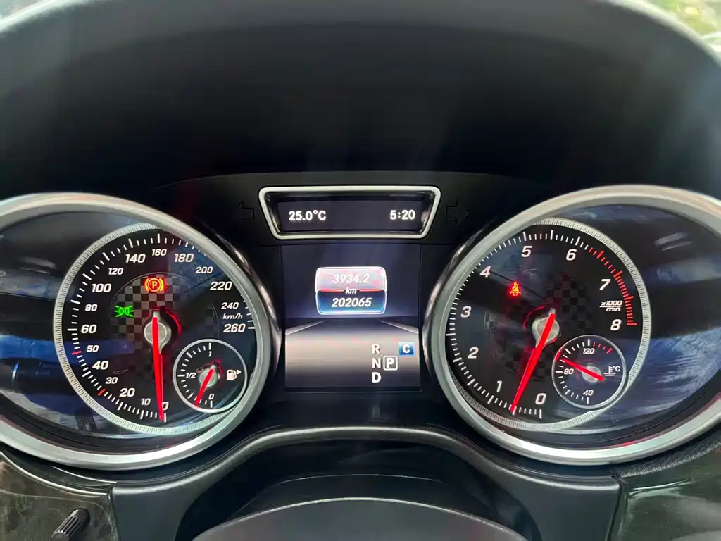 Mercedes-Benz GLE AMG — фото 9