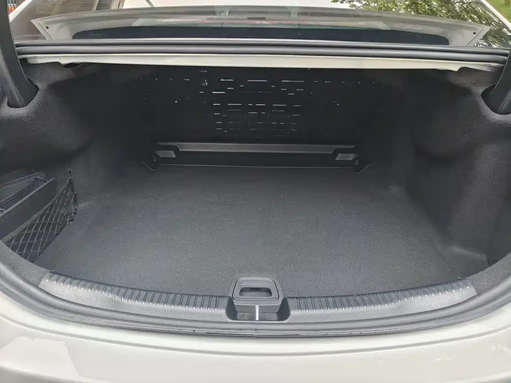 Mercedes-Benz C-Class — фото 15