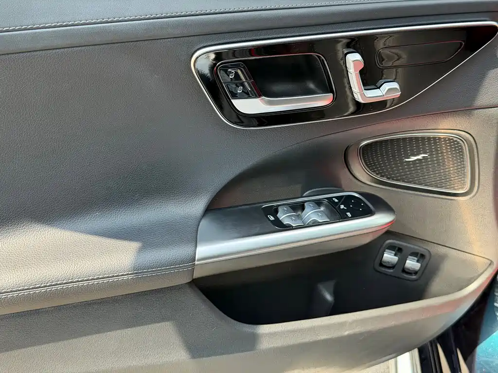 Mercedes-Benz C-Class New Energy — фото 11