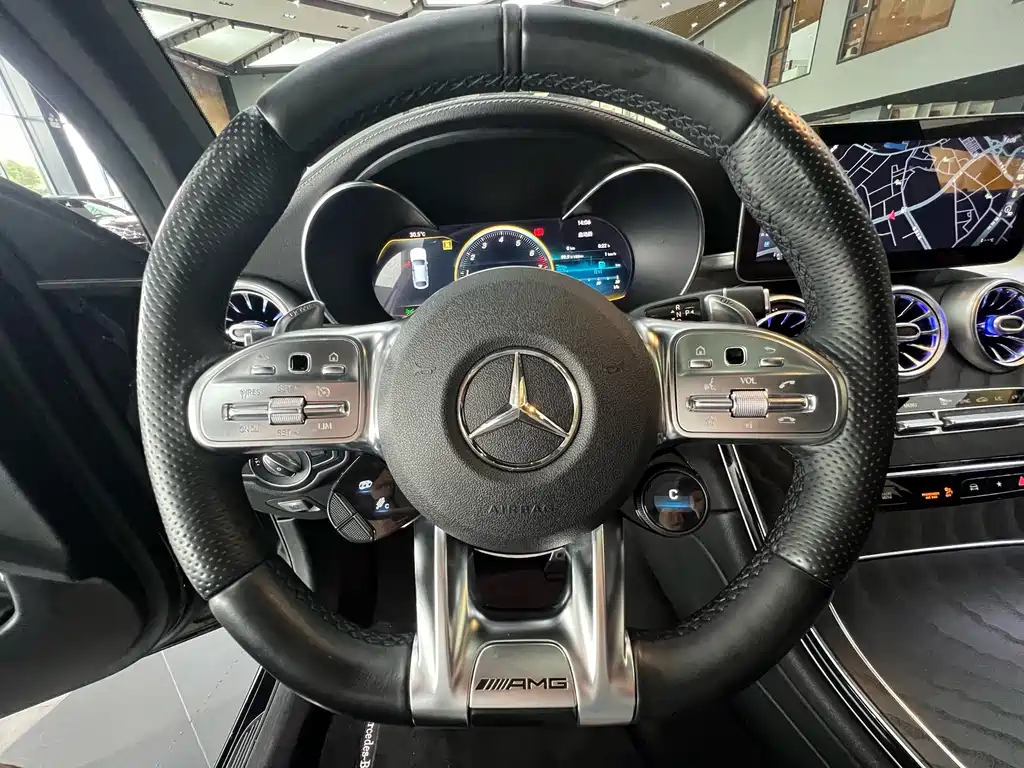 Mercedes-Benz GLC Coupe AMG — фото 7