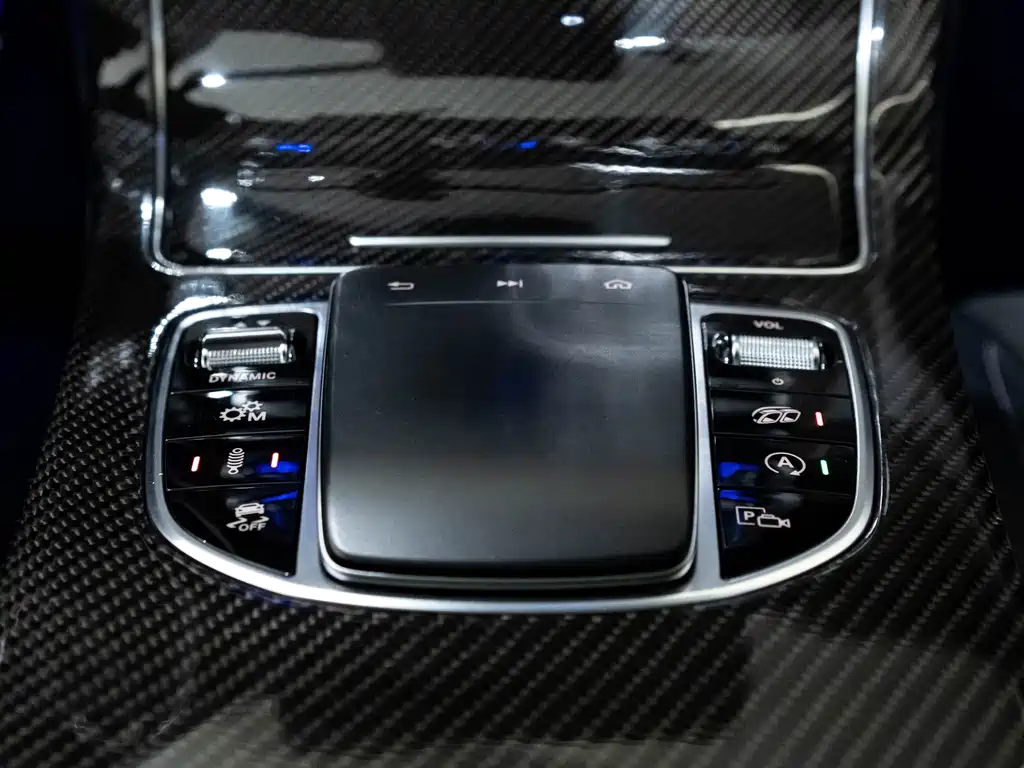 Mercedes-Benz C-Class AMG — фото 10