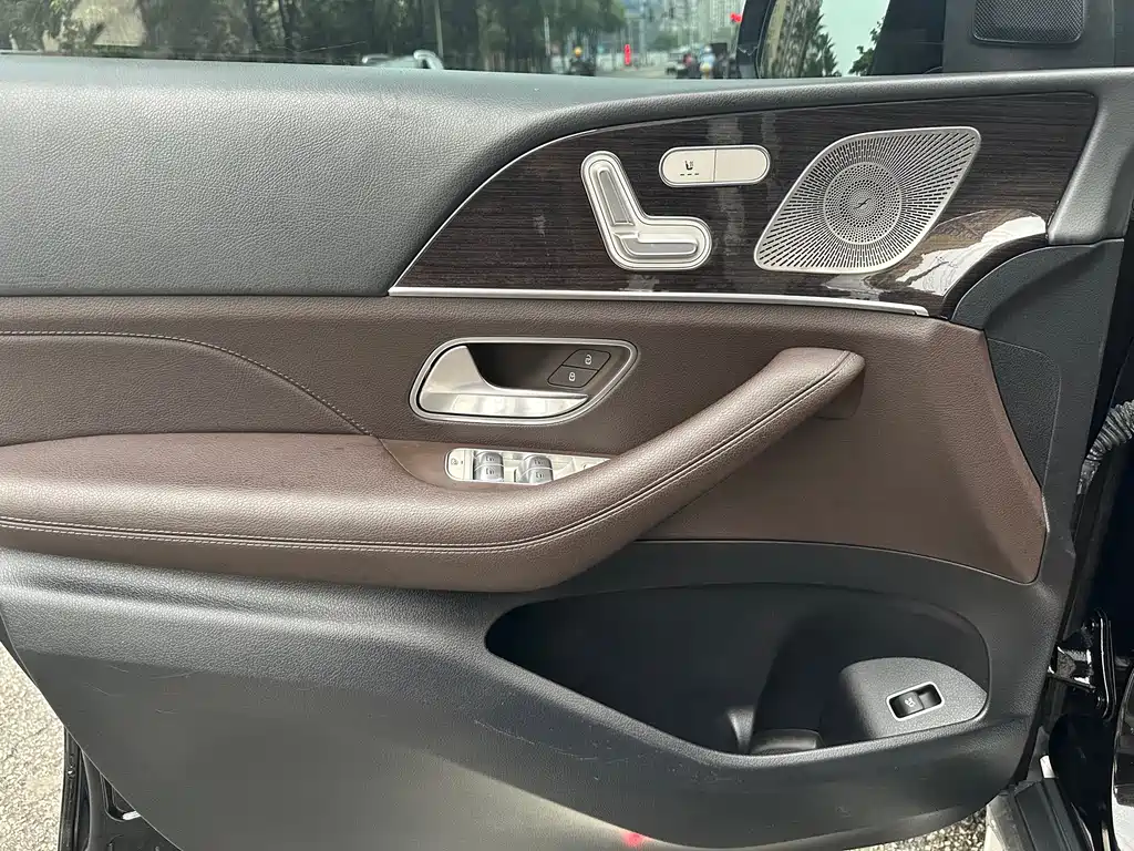 Mercedes-Benz GLE (Import) — фото 14