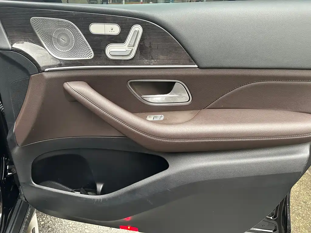 Mercedes-Benz GLE (Import) — фото 20