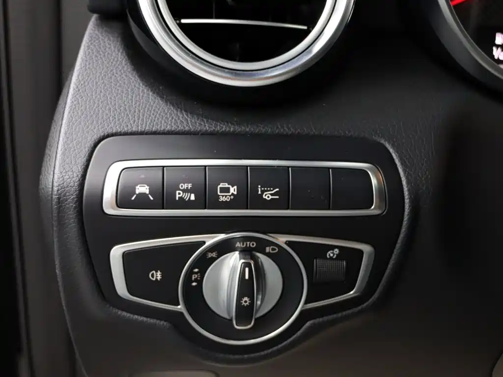 Mercedes-Benz GLC Coupe AMG — фото 15
