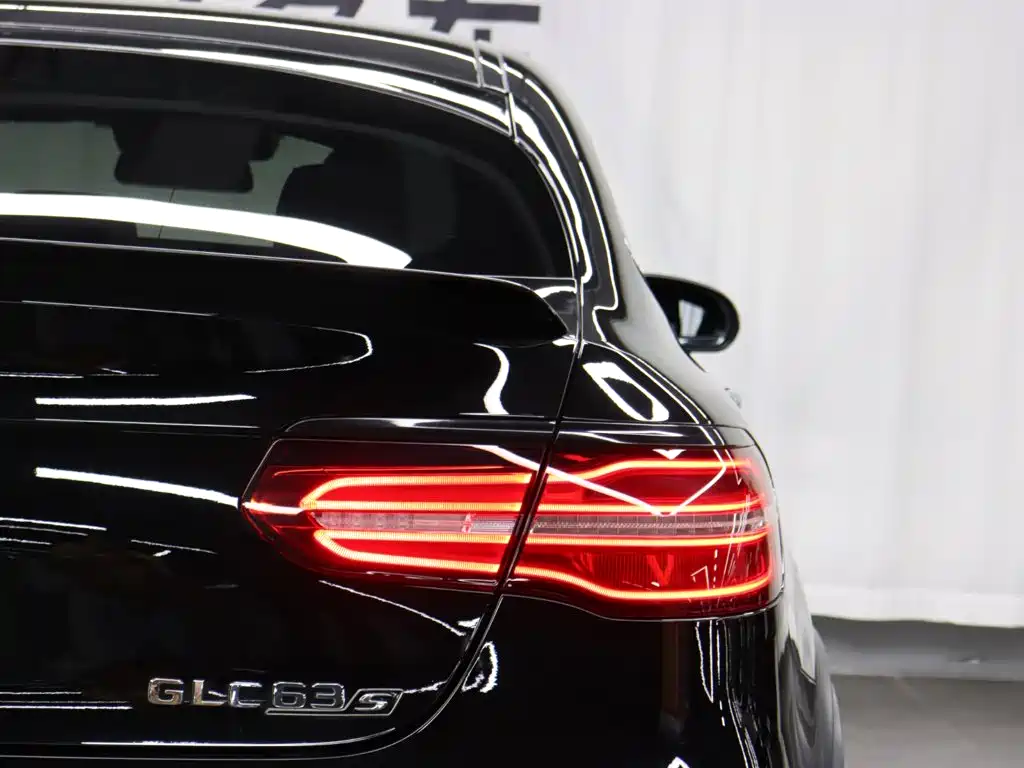 Mercedes-Benz GLC Coupe AMG — фото 29