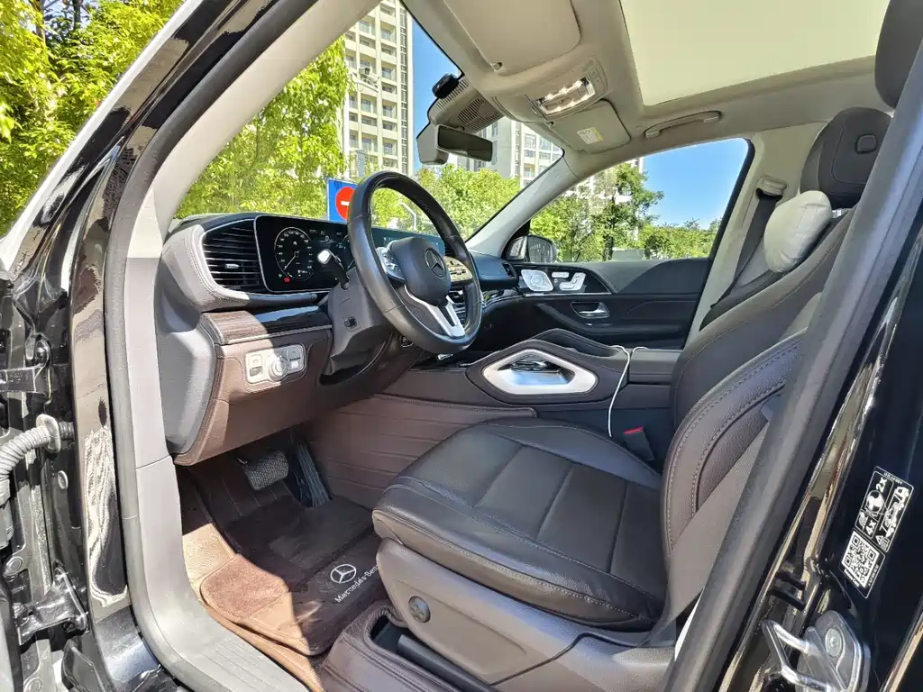 Mercedes-Benz GLS — фото 5