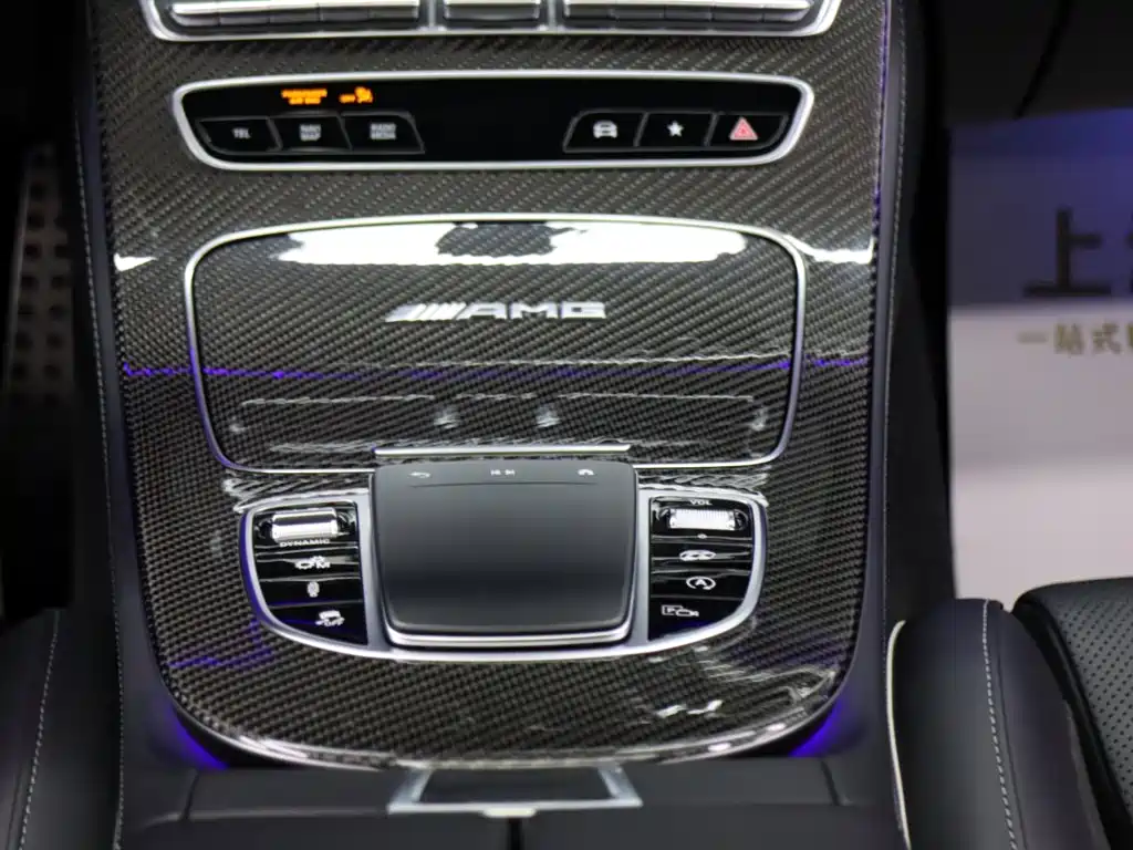 Mercedes-Benz E-Class AMG — фото 19