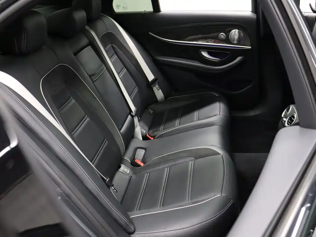 Mercedes-Benz E-Class AMG — фото 26