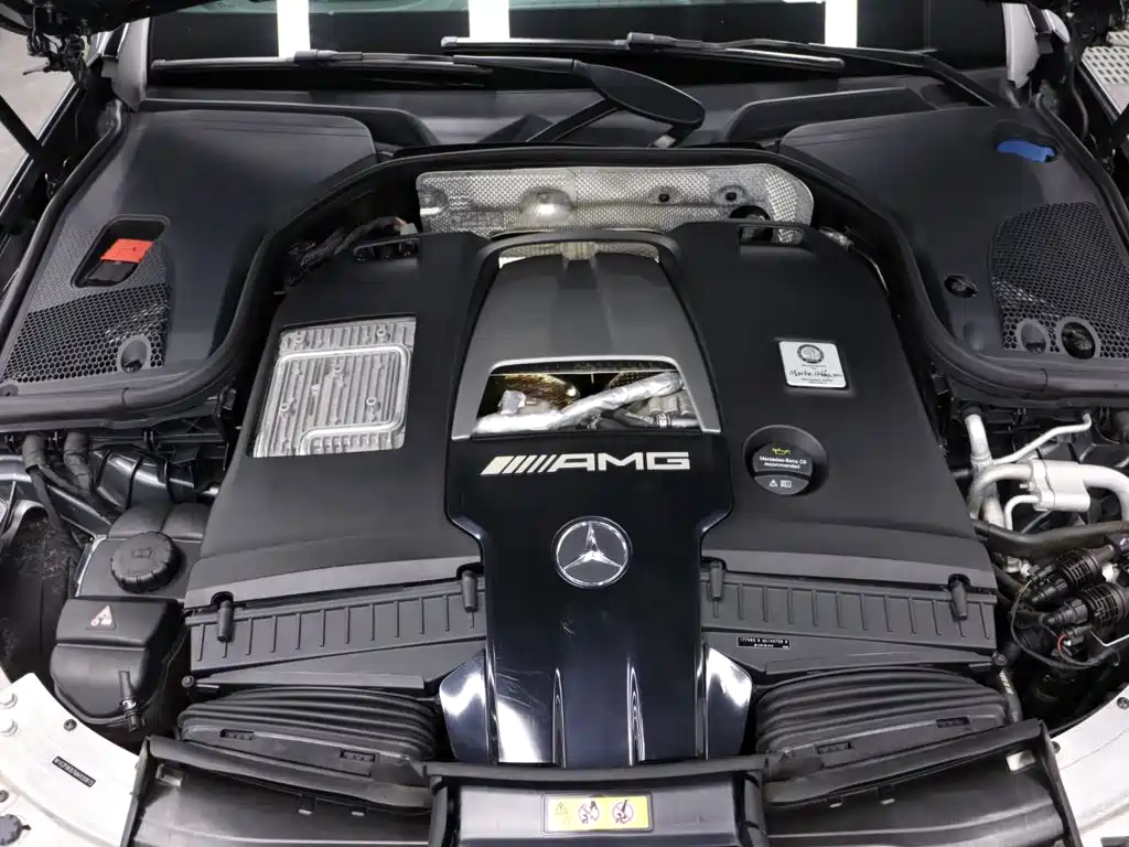 Mercedes-Benz E-Class AMG — фото 35