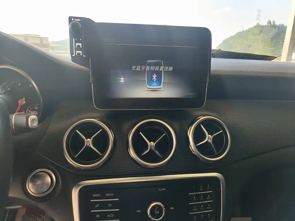 Mercedes-Benz GLA — фото 13
