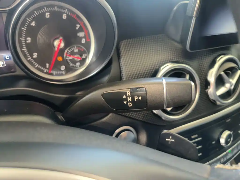 Mercedes-Benz GLA — фото 14