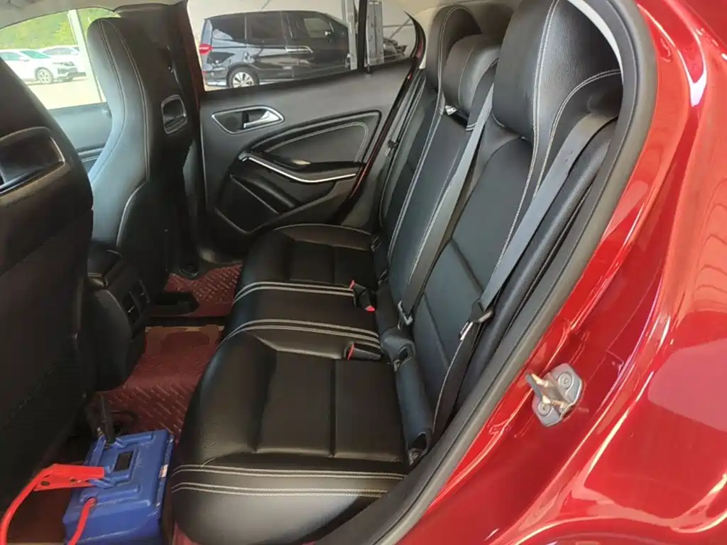 Mercedes-Benz GLA — фото 17