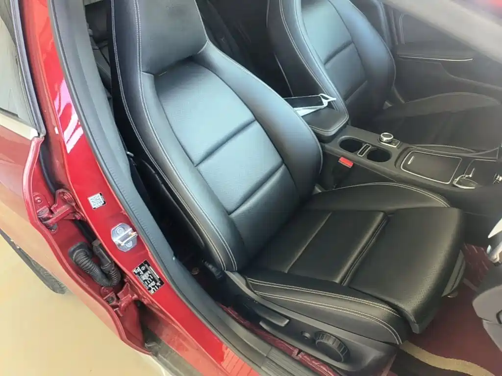 Mercedes-Benz GLA — фото 25