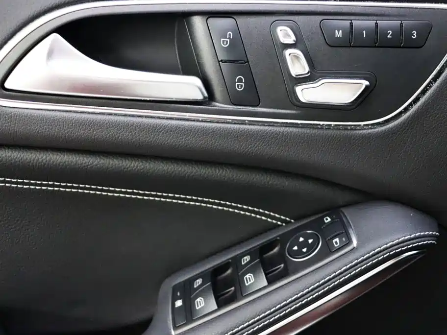 Mercedes-Benz GLA — фото 21