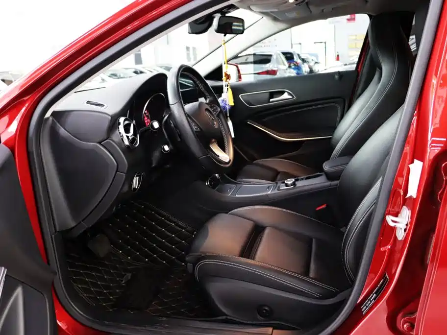 Mercedes-Benz GLA — фото 4