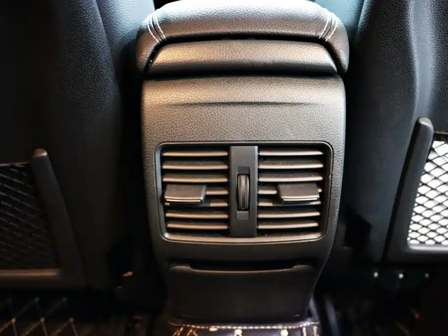 Mercedes-Benz GLA — фото 10
