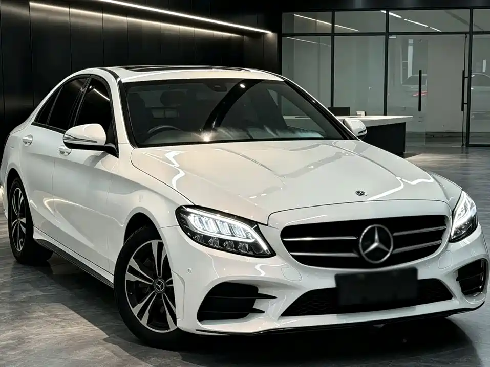 Mercedes-Benz C-Class — фото 3