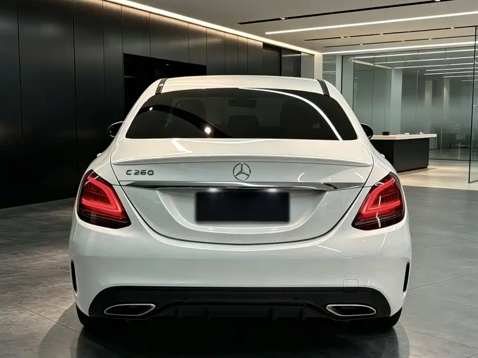 Mercedes-Benz C-Class — фото 9