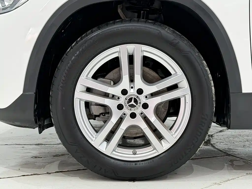 Mercedes-Benz GLA — фото 11