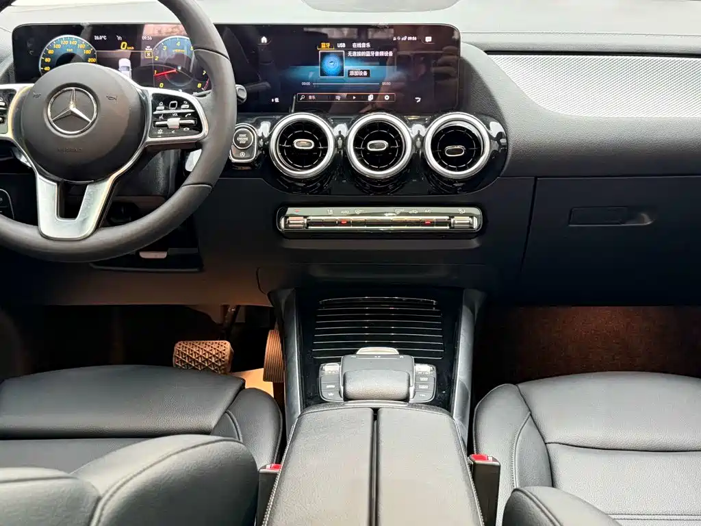 Mercedes-Benz GLA — фото 25
