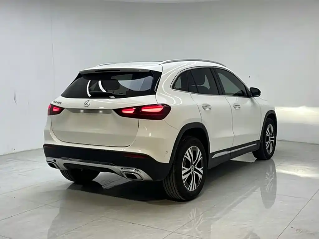Mercedes-Benz GLA — фото 4