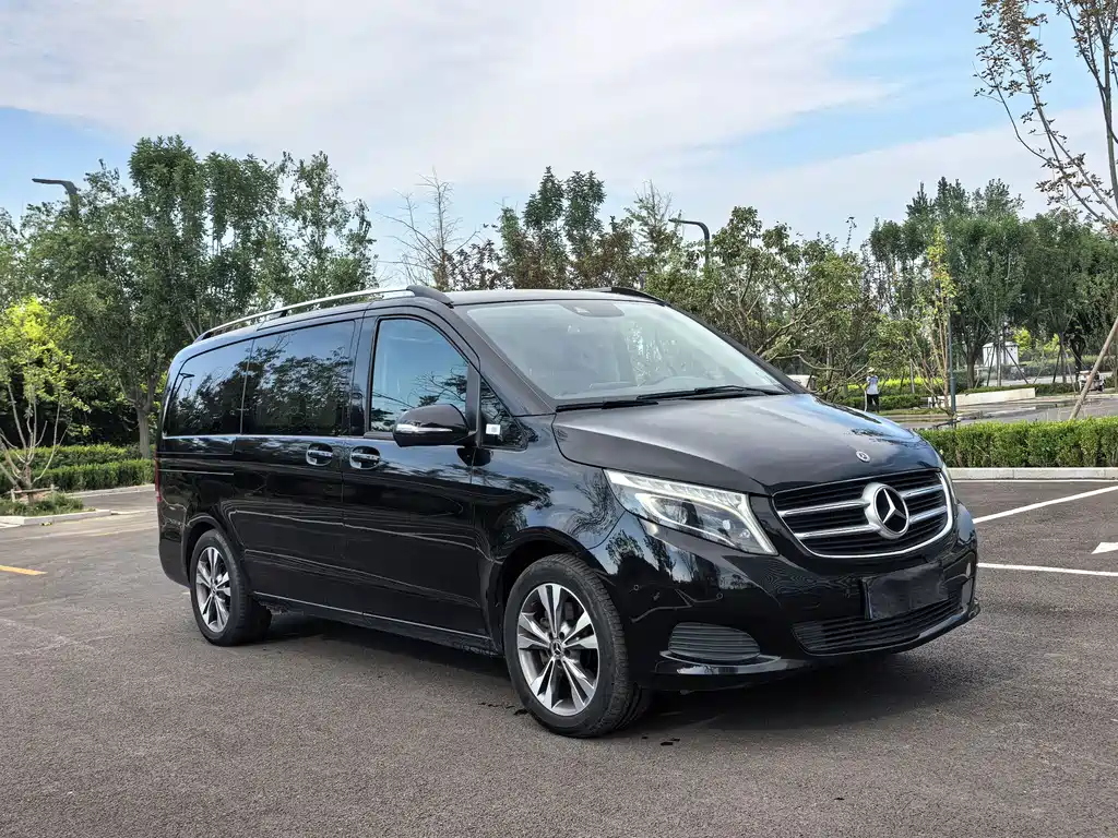 Mercedes-Benz V-Class — фото 3