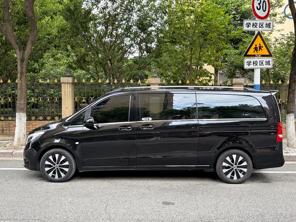 Mercedes-Benz Vito — фото 19