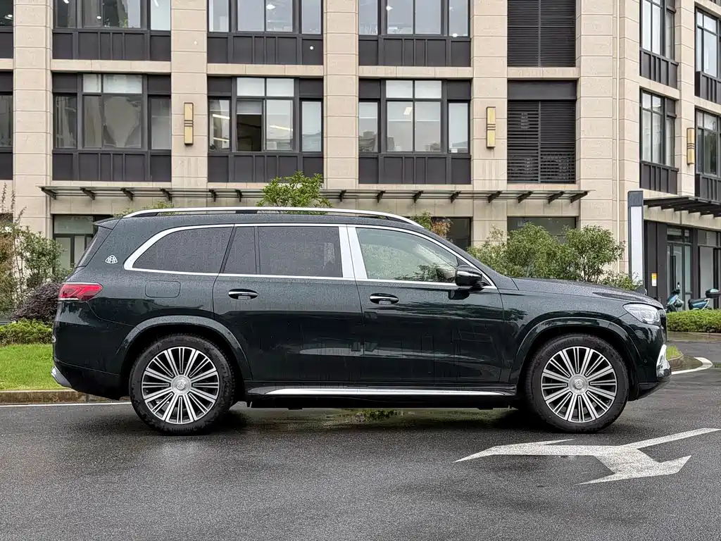 Mercedes-Benz GLS — фото 4