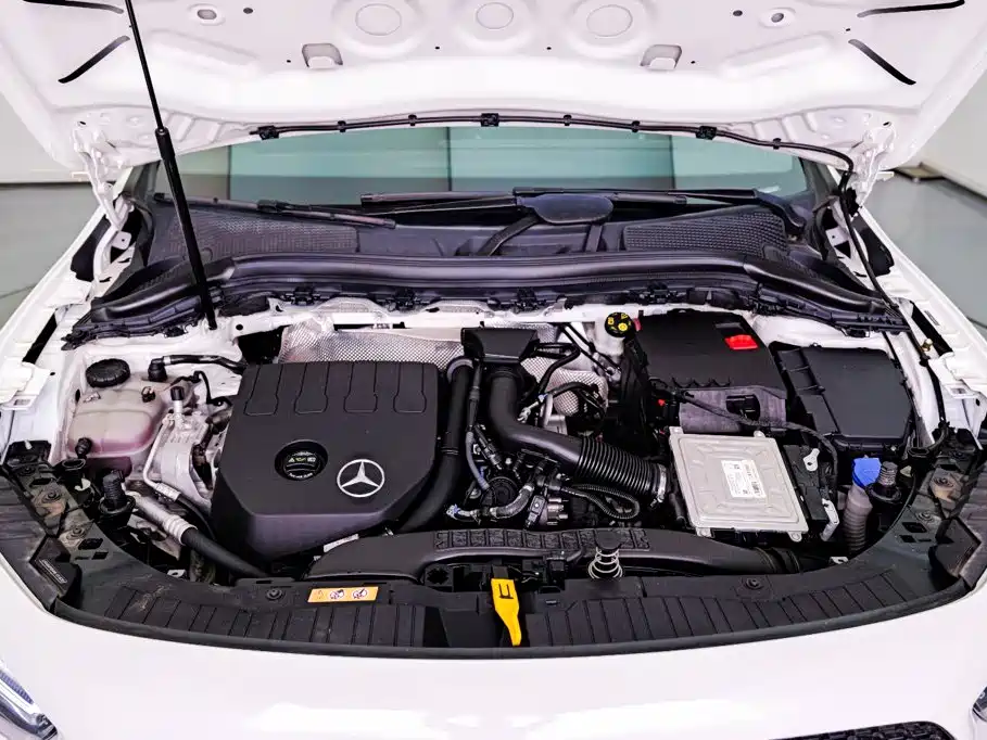 Mercedes-Benz GLA — фото 21
