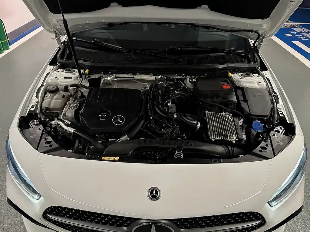 Mercedes-Benz A-Class — фото 10