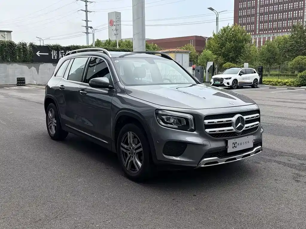 Mercedes-Benz GLB — фото 3