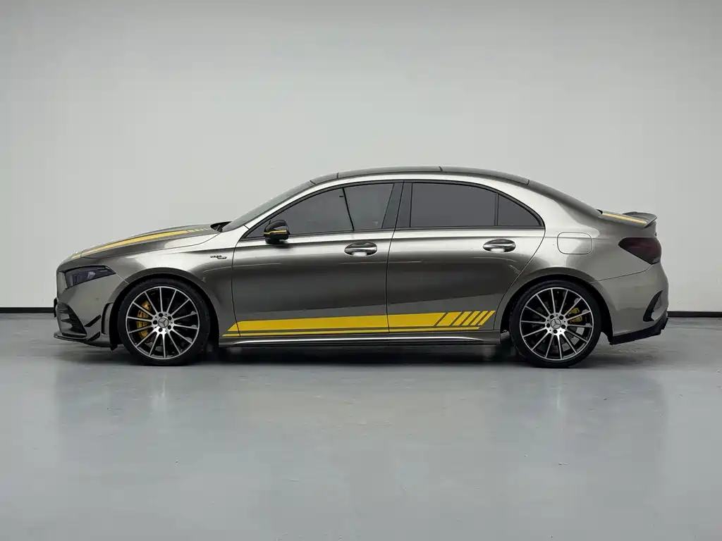 Mercedes-Benz A-Class AMG — фото 4