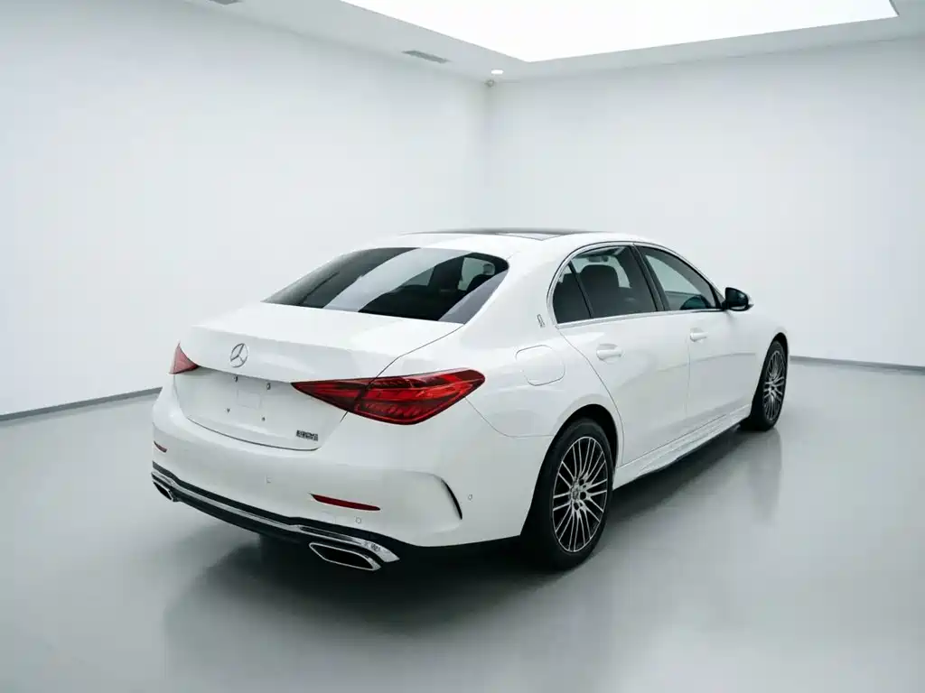 Mercedes-Benz C-Class — фото 4