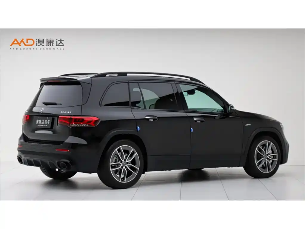Mercedes-Benz GLB AMG — фото 3